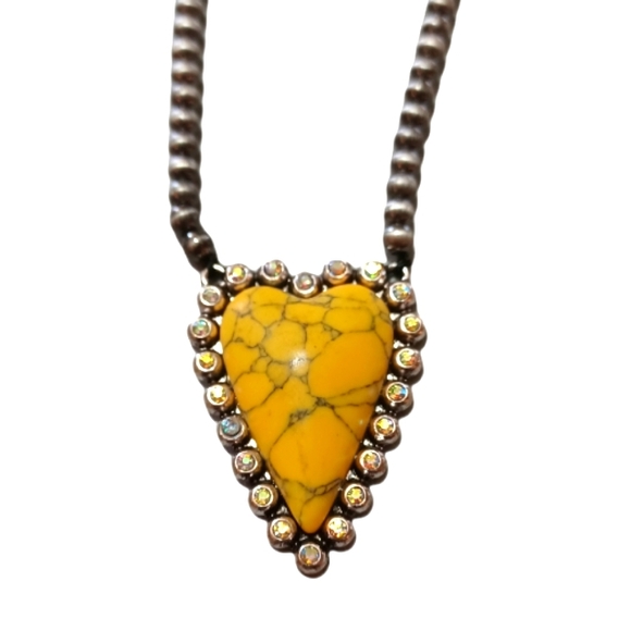 VIOLA NECKLACE & EARRINGS - Picture 2 of 3